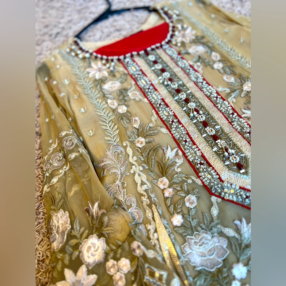 Brand new Pakistani suit